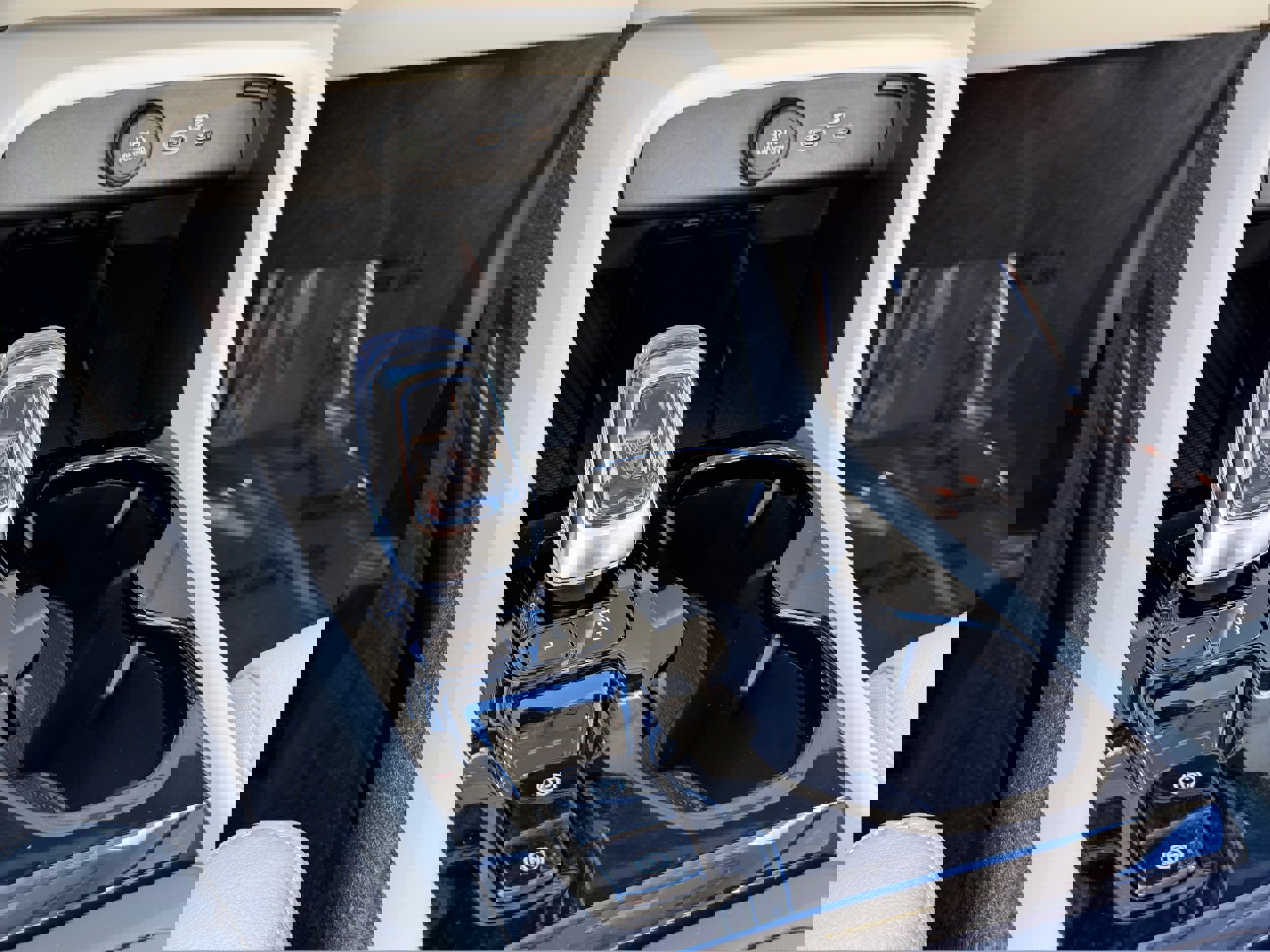 New 2026 Volvo XC40 B5 Plus w/ Protection Package Premier image 13