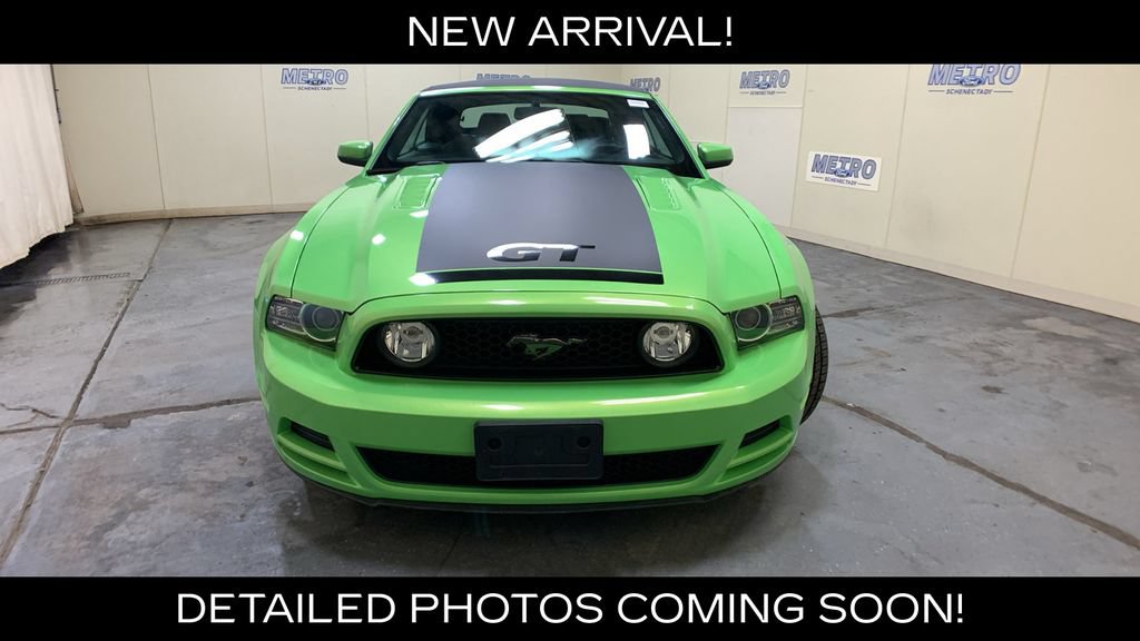 Used 2014 Ford Mustang GT w/ Equipment Group 301A RWD image 33