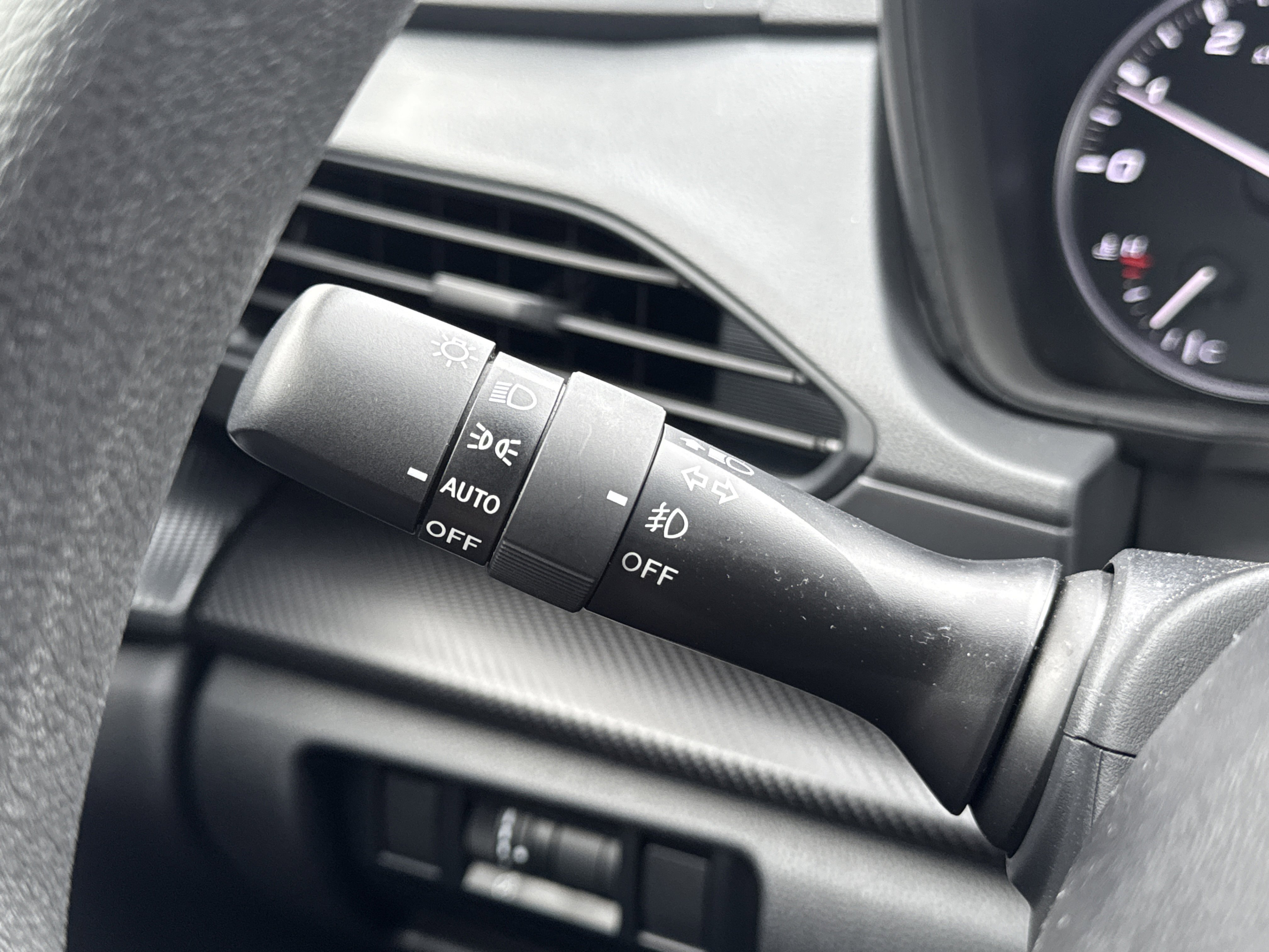 Certified 2025 Subaru Crosstrek 2.5i Premium image 16