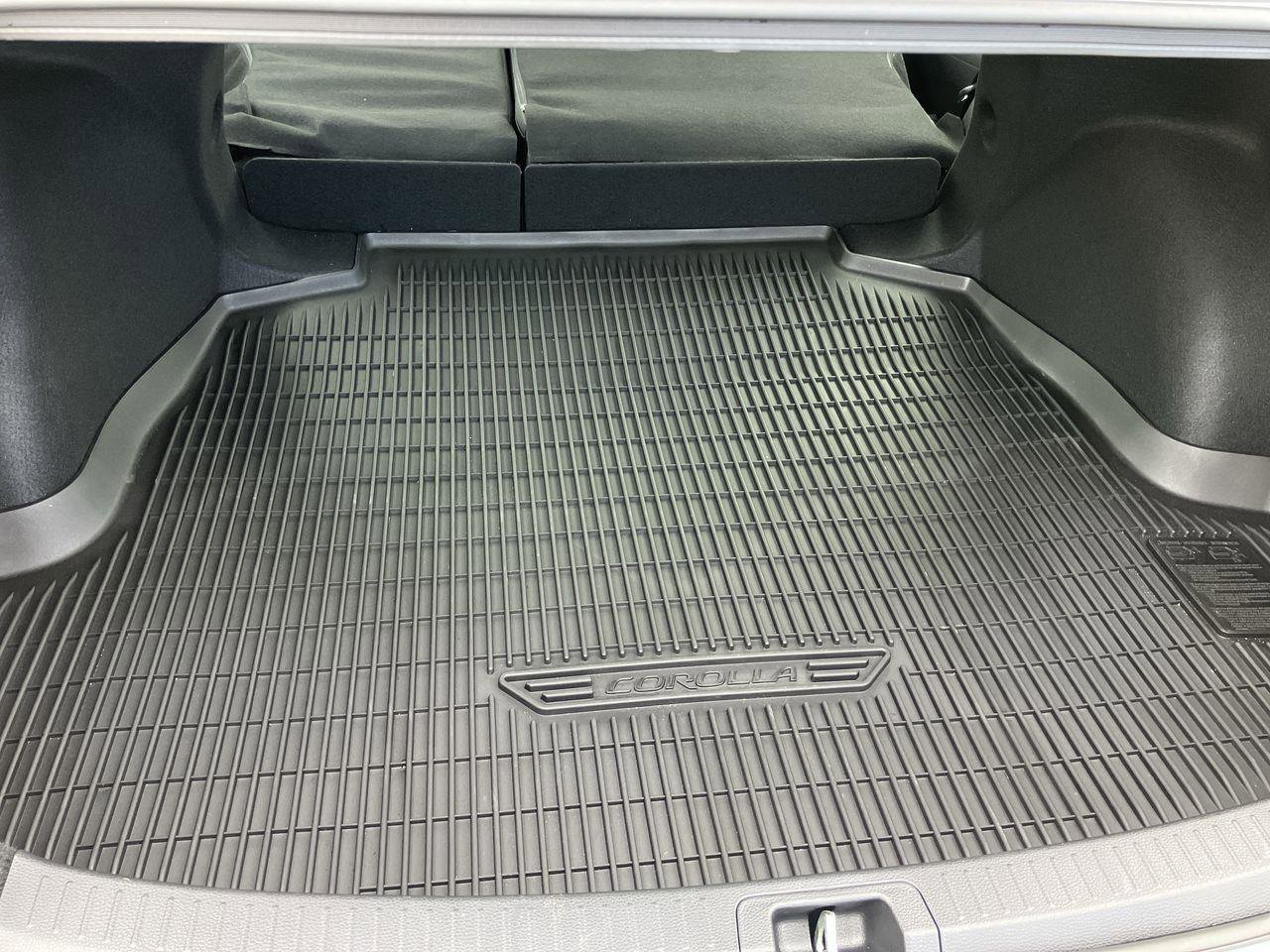 Used 2024 Toyota Corolla LE w/ LE Convenience Package image 24