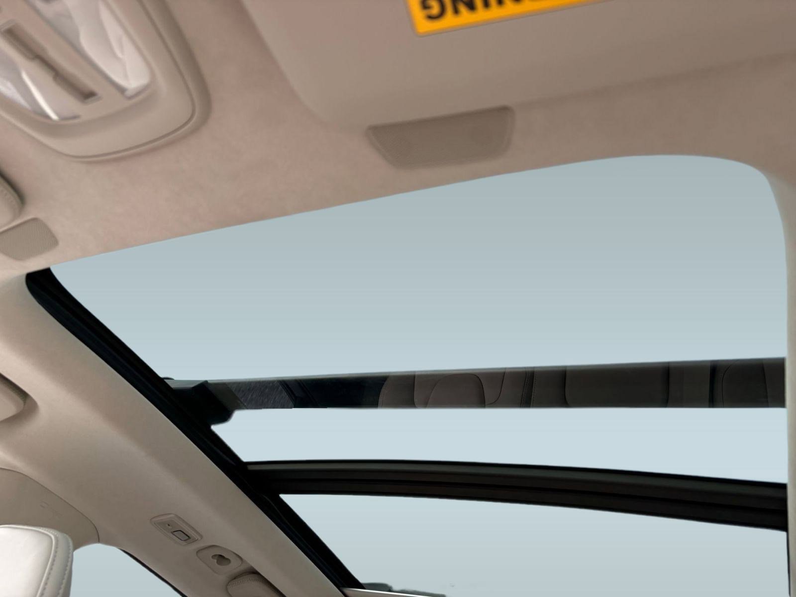 New 2026 Volvo XC90 B6 Ultra w/ Lounge Package image 16