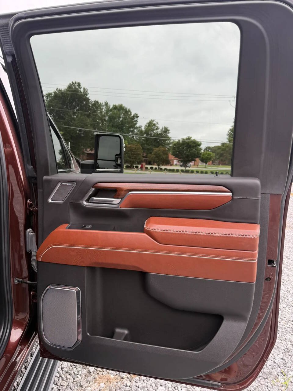 Used 2024 GMC Sierra 2500 Denali Ultimate w/ Max Trailering Package AWD/4WD image 24
