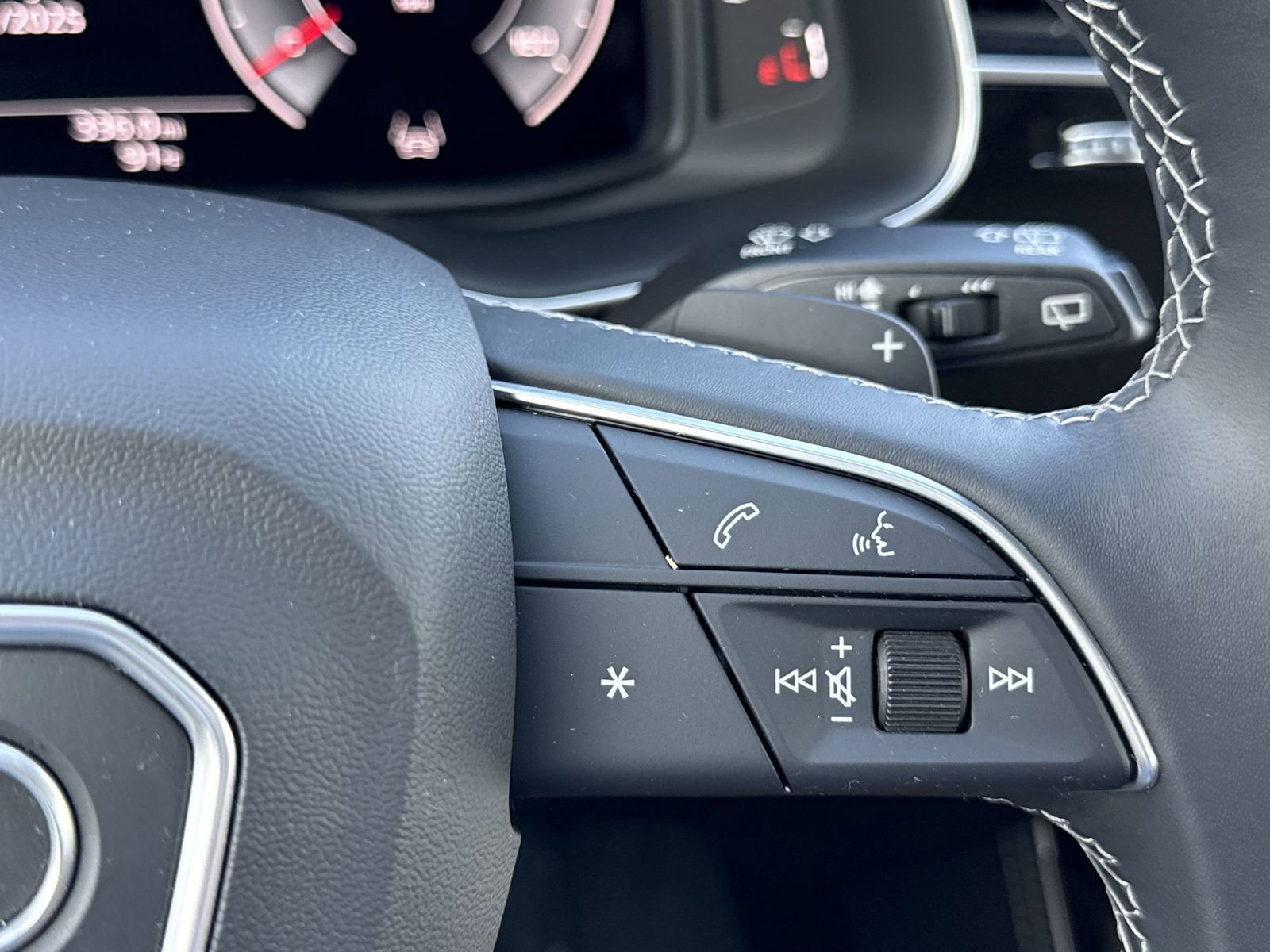 Used 2025 Audi Q7 3.0T Premium Plus image 19