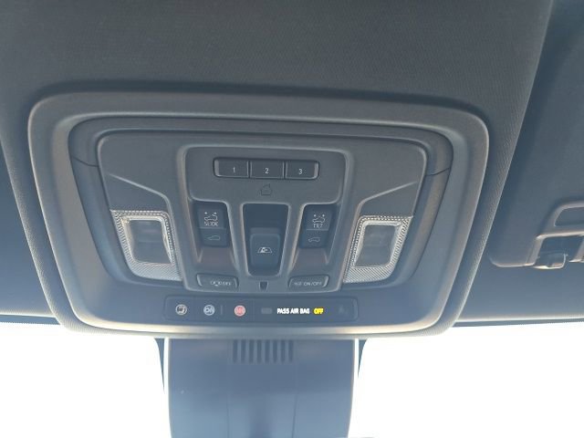 Used 2023 Chevrolet Silverado 1500 ZR2 w/ Technology Package image 28