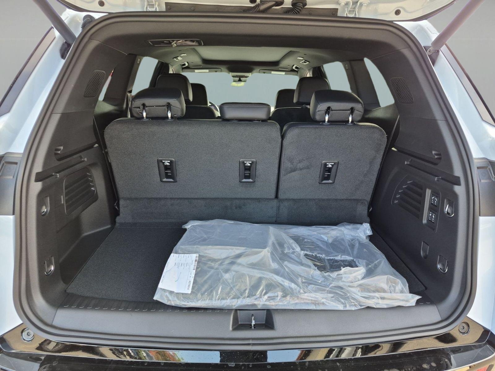 New 2026 Buick Enclave Sport Touring w/ Power Package FWD image 26