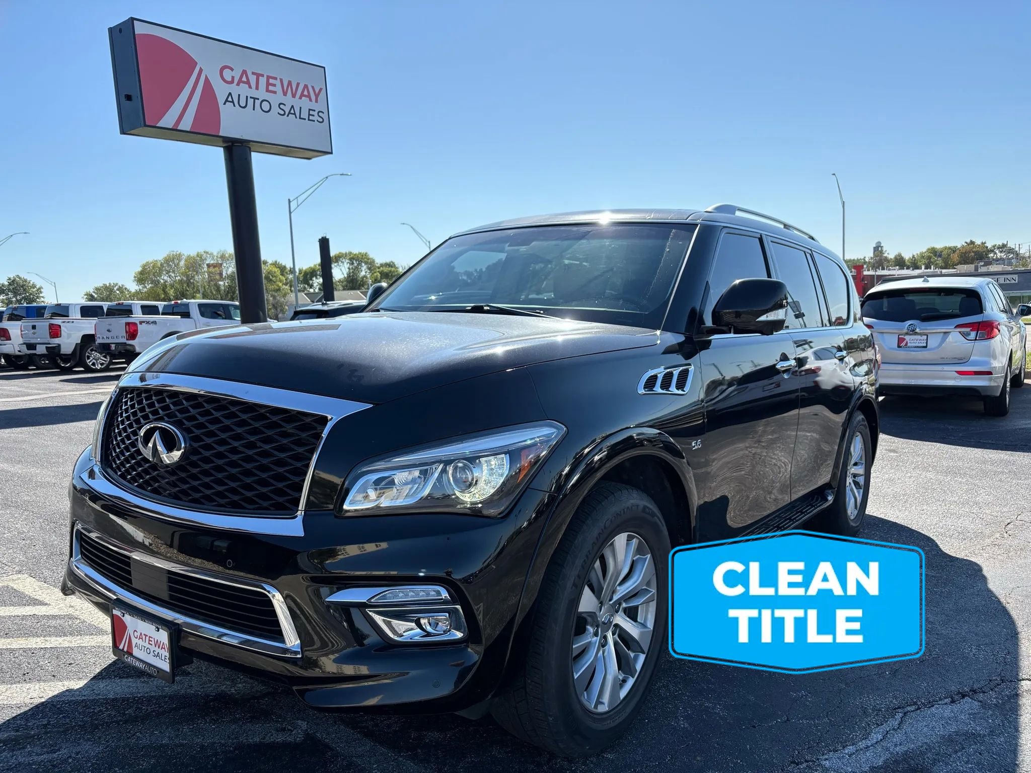 Used 2017 INFINITI QX80 4WD image 1