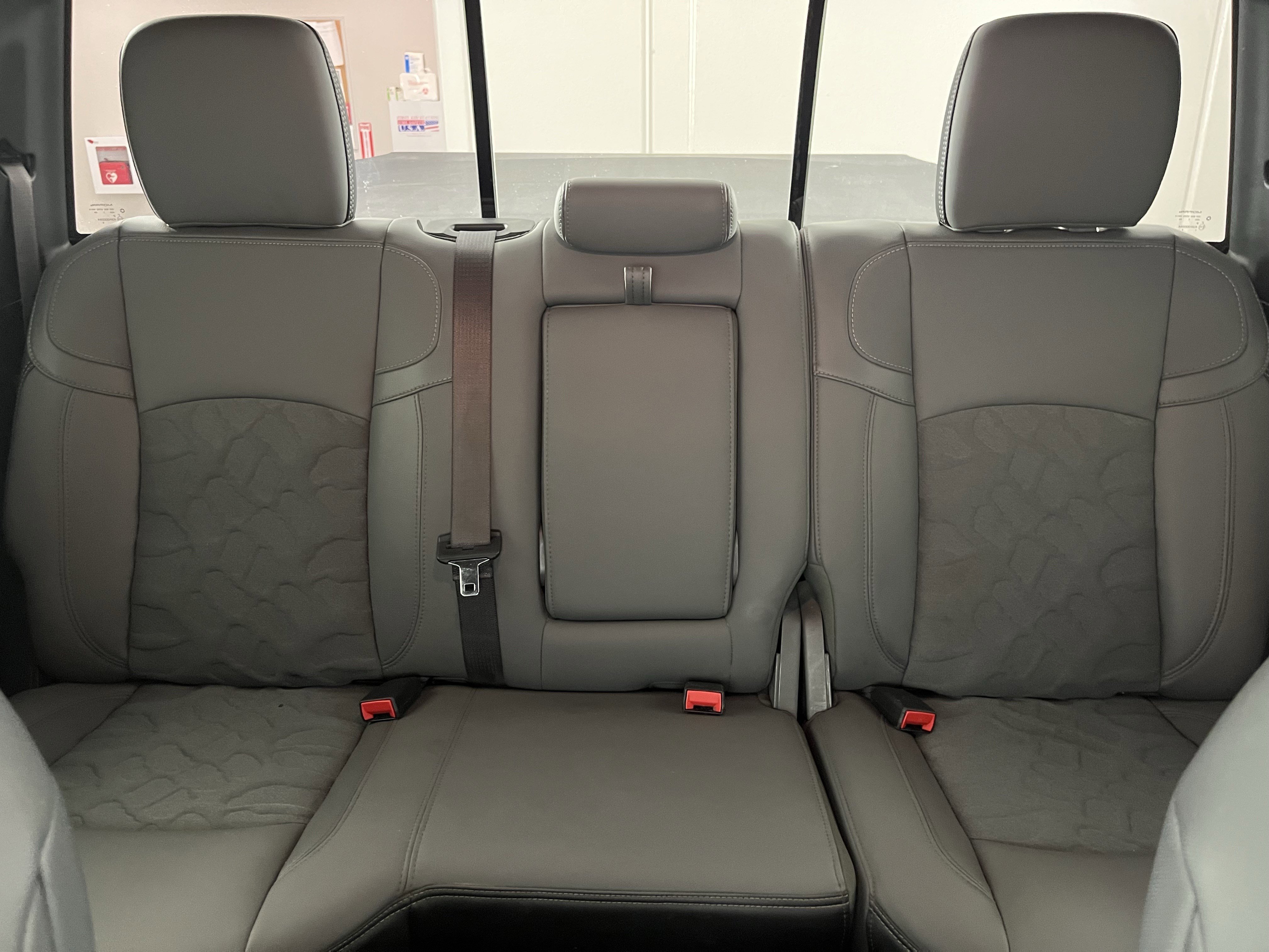 Certified 2022 Volkswagen Tiguan SE w/ Panoramic Sunroof Package image 31