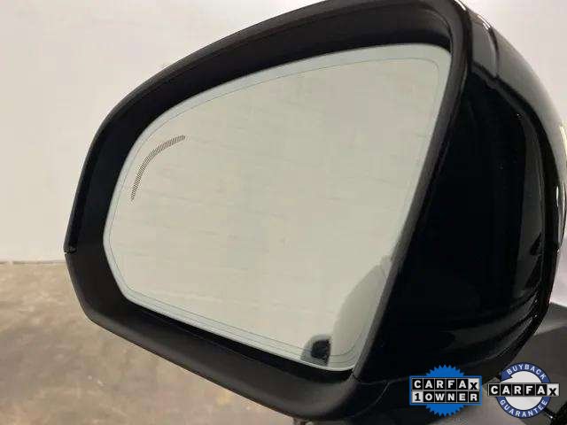 Used 2025 Volvo XC40 B5 Plus image 90