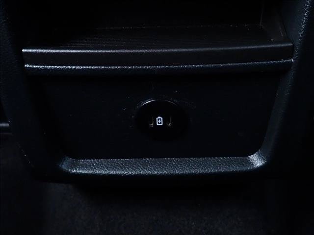 Used 2024 Ford Edge SEL AWD/4WD image 10