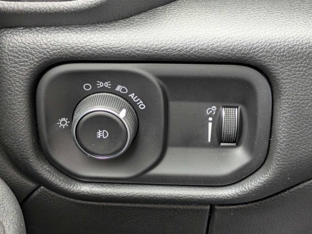 New 2026 RAM 3500 Tradesman AWD/4WD image 22