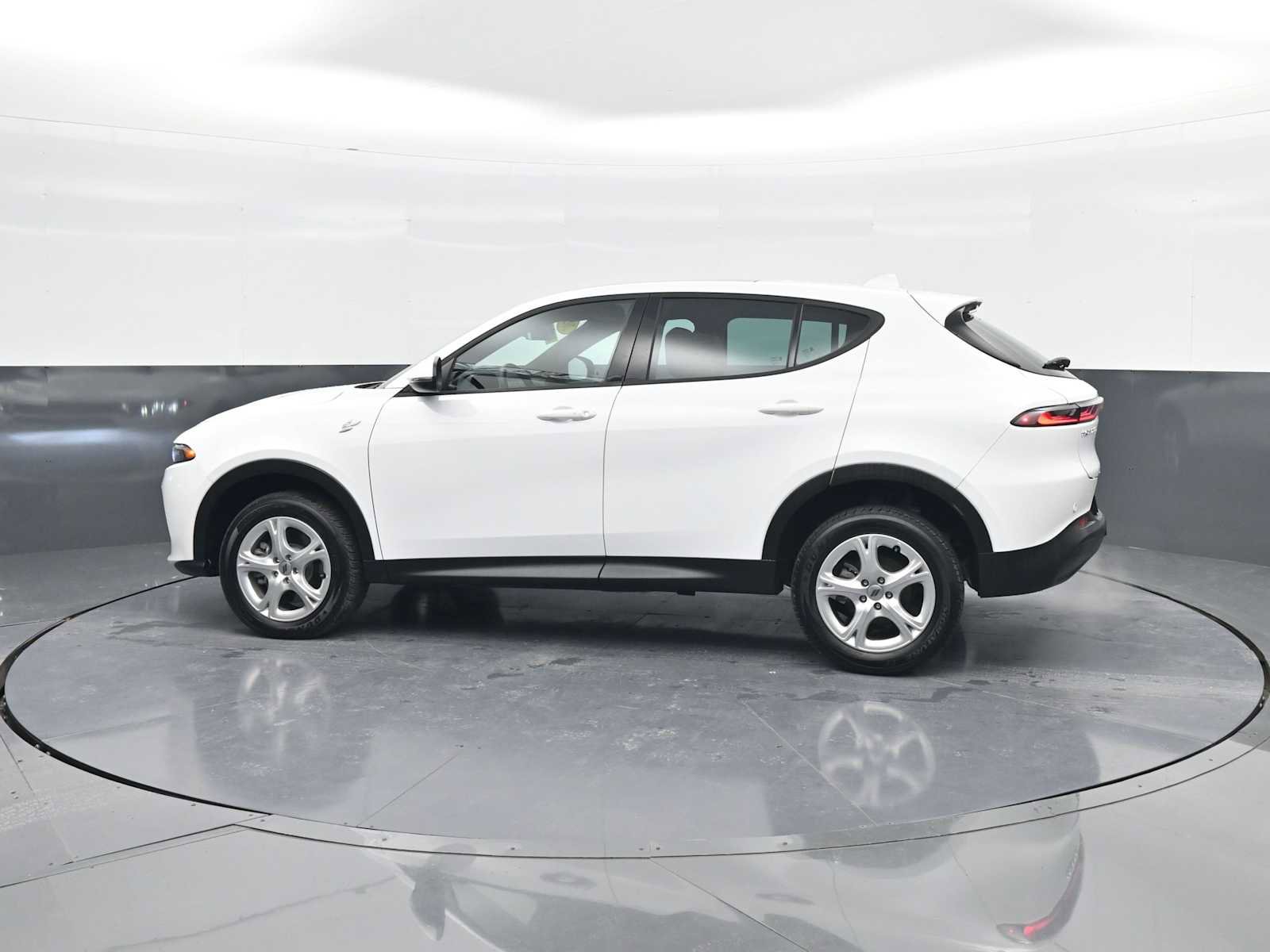 Used 2023 Dodge Hornet GT Plus image 5