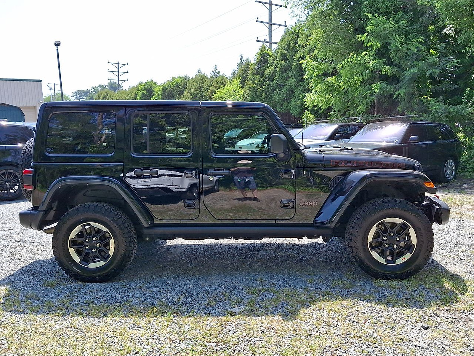 Used 2022 Jeep Wrangler Unlimited Rubicon w/ LED Lighting Group AWD/4WD image 32