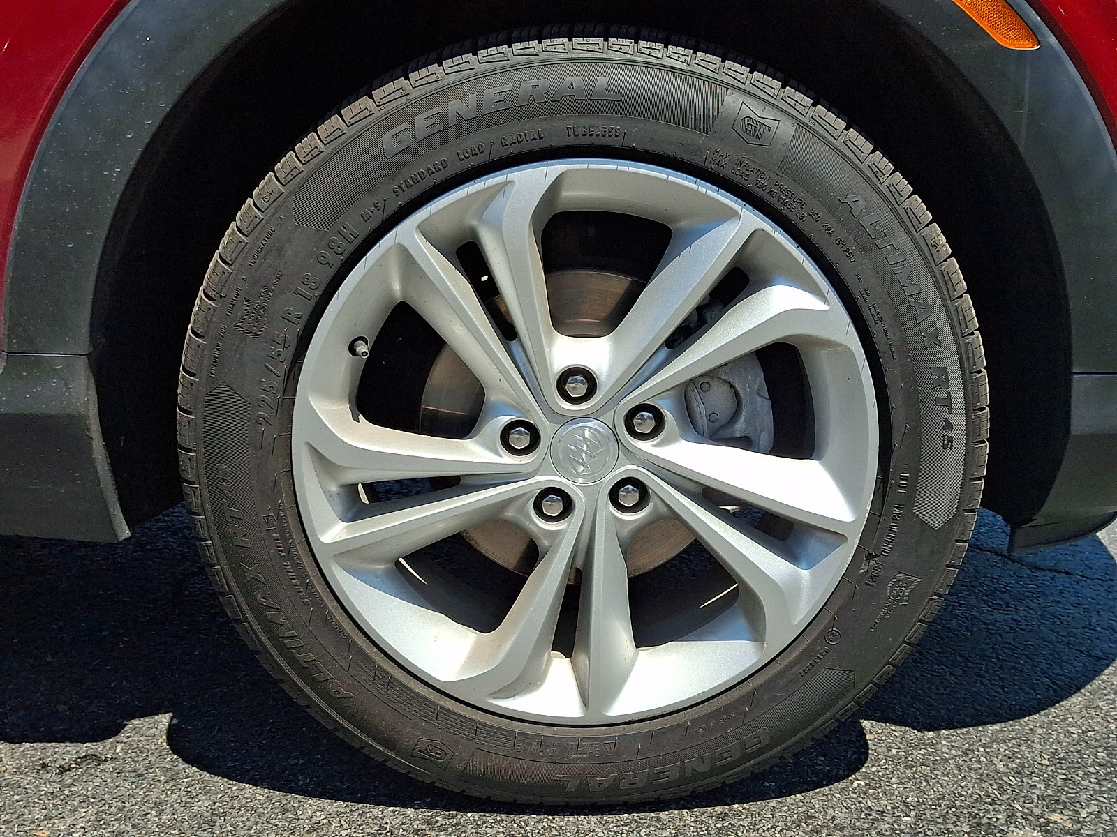 Used 2020 Buick Encore GX Preferred w/ Cold Weather Comfort Package FWD image 8