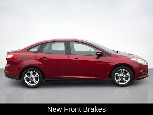 Used 2014 Ford Focus SE image 2