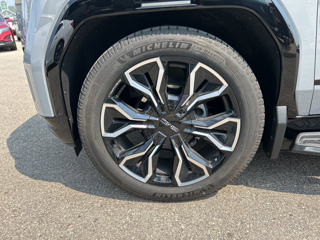 New 2025 GMC Sierra EV Denali image 13