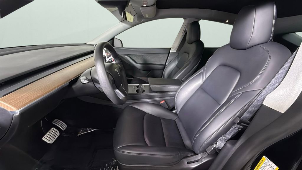 Used 2022 Tesla Model Y Performance image 17