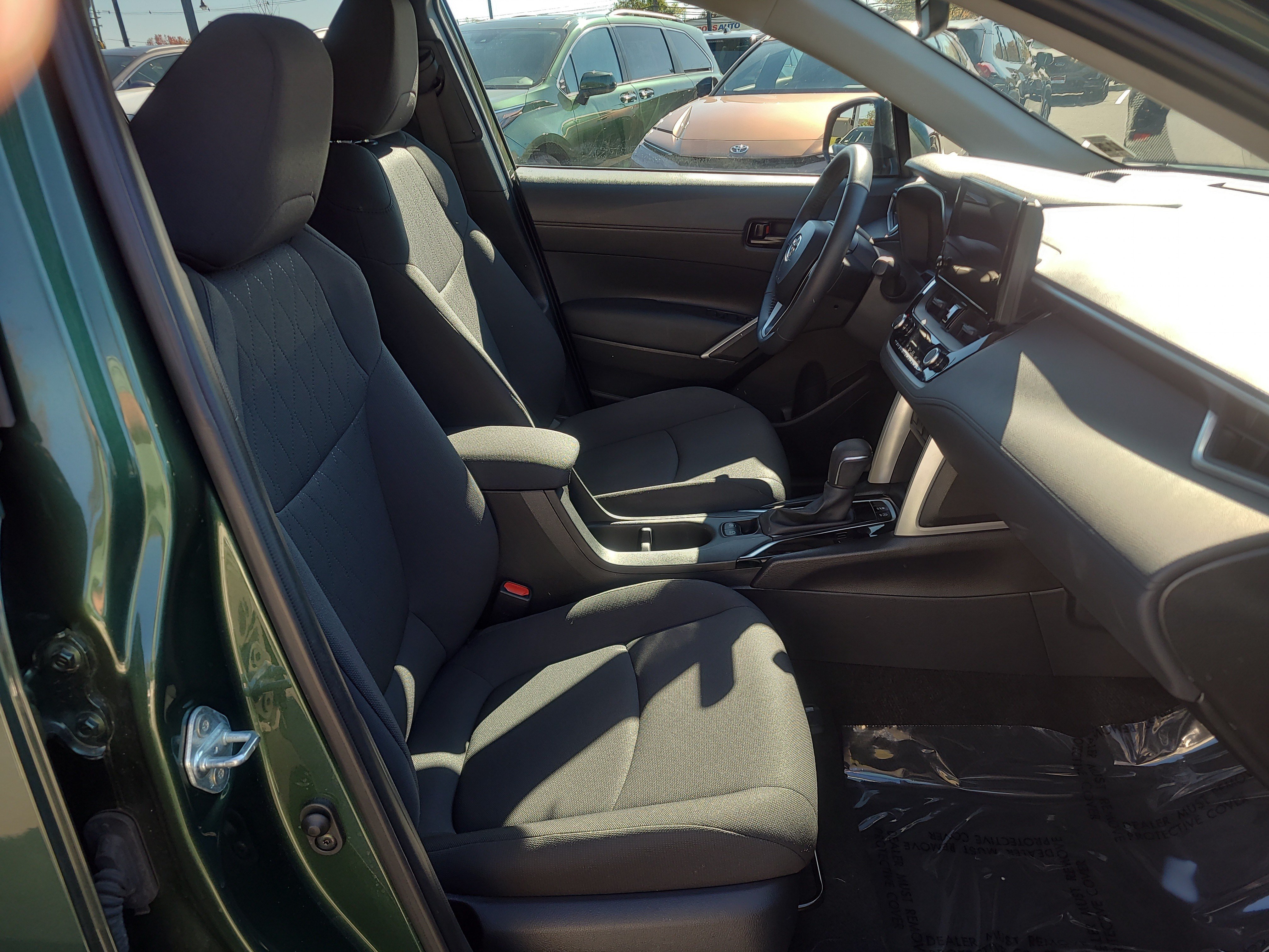 Certified 2024 Toyota Corolla Cross LE AWD/4WD image 17