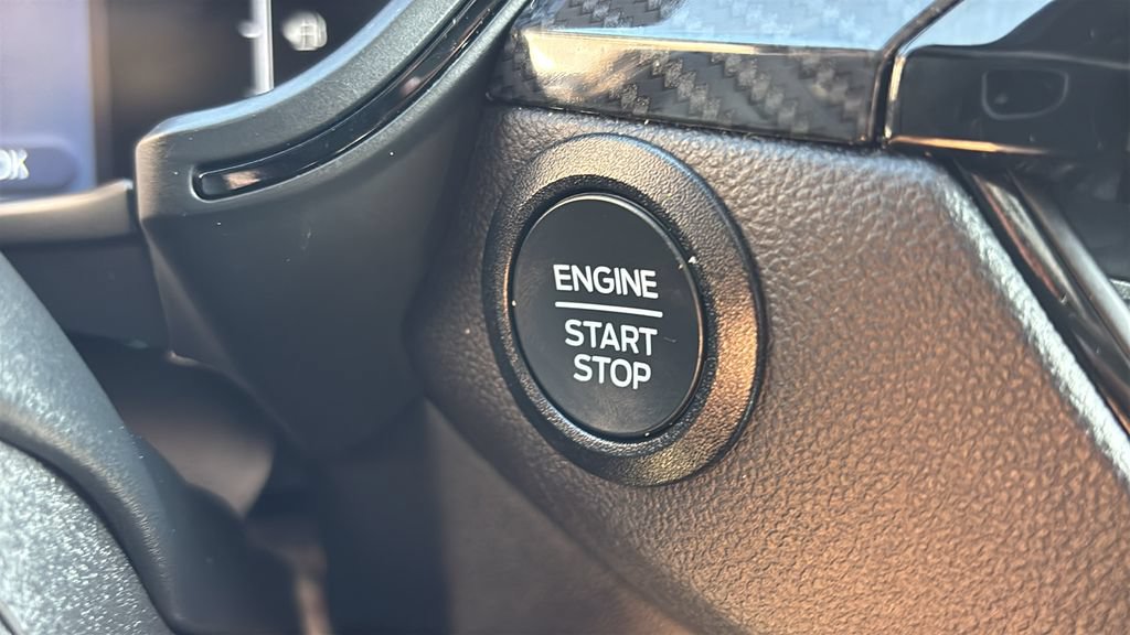 Used 2025 Ford Escape ST-Line Select AWD/4WD image 13