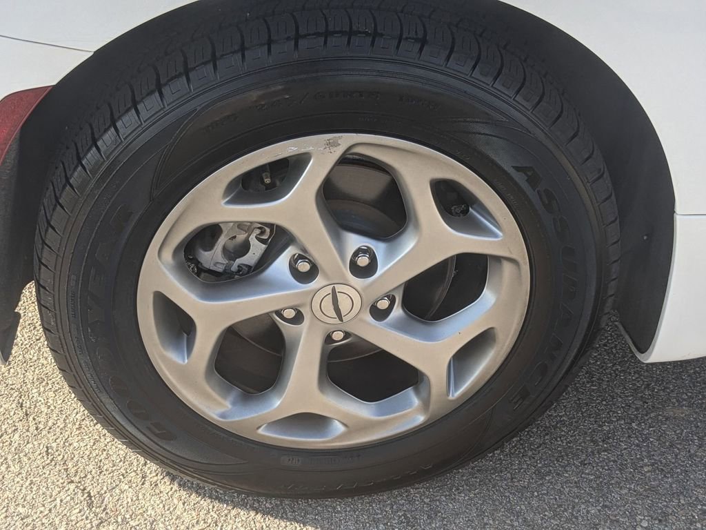 Used 2023 Chrysler Pacifica Limited image 13