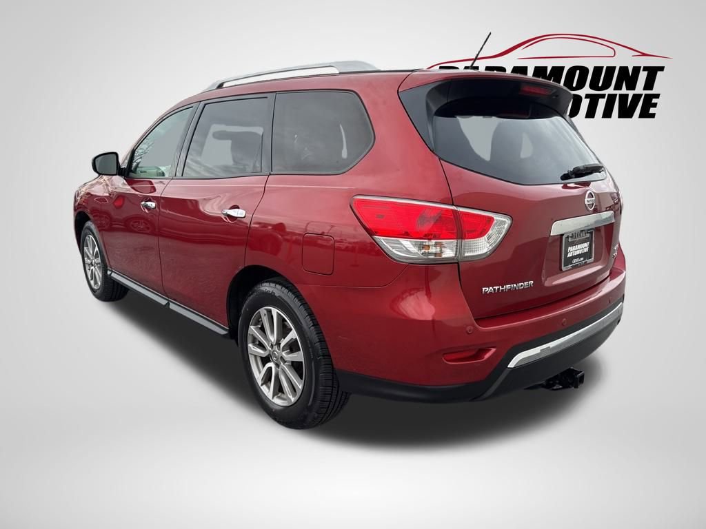 Used 2015 Nissan Pathfinder SV image 5