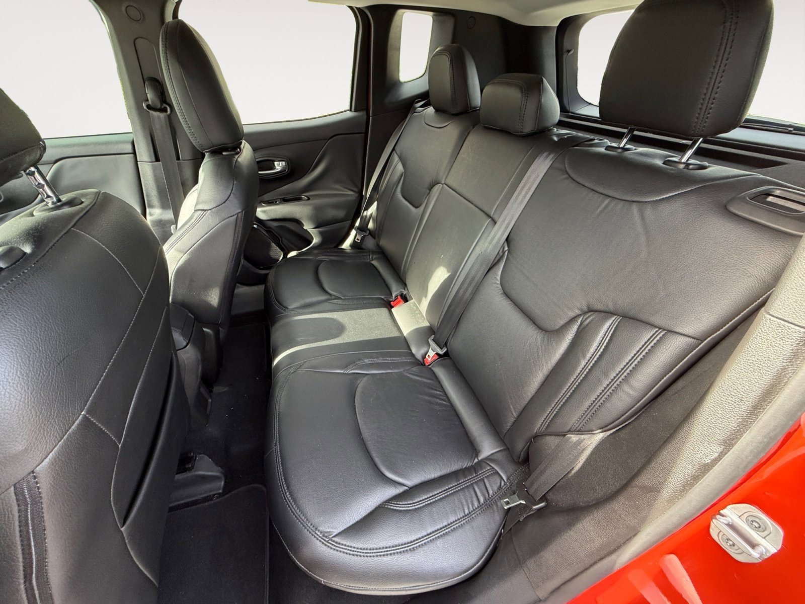 Used 2017 Jeep Renegade Altitude w/ Safety & Security Group image 15