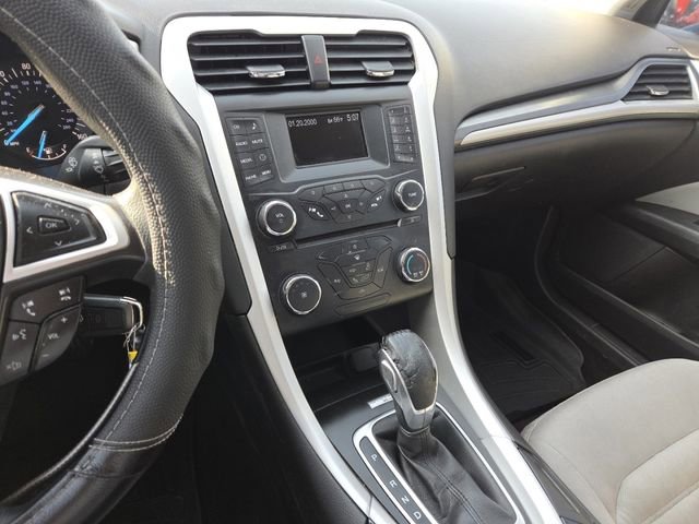 Used 2014 Ford Fusion S FWD image 32