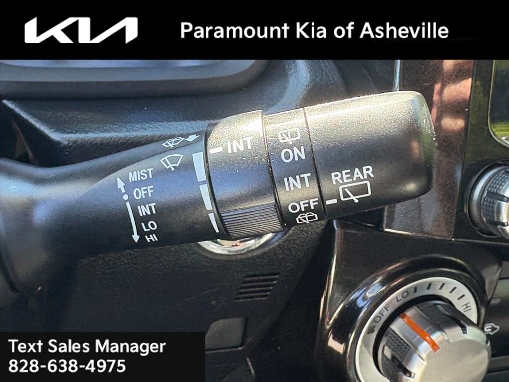 Used 2024 Toyota 4Runner TRD Off-Road image 26