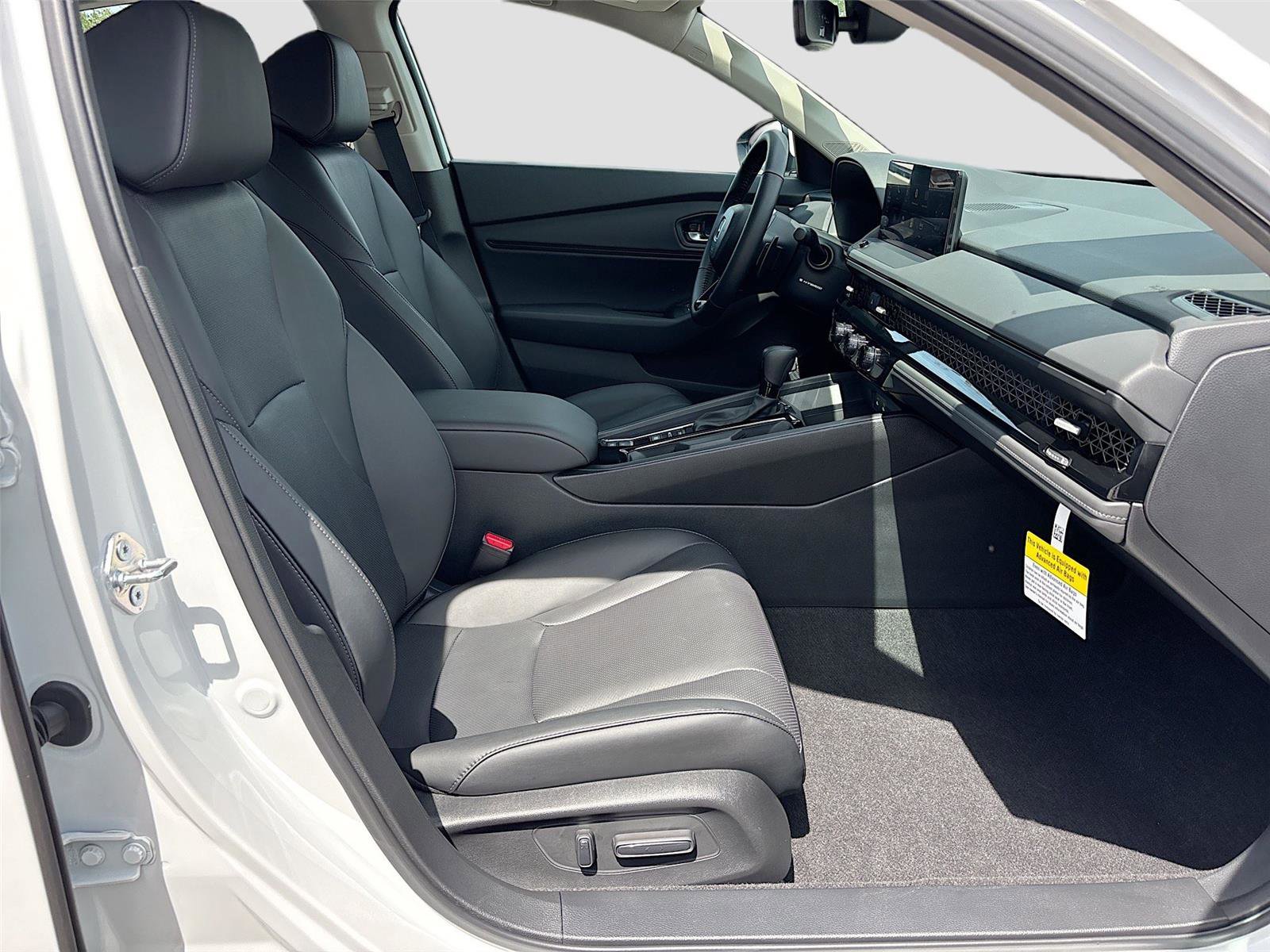 Certified 2025 Honda Accord EX-L image 32