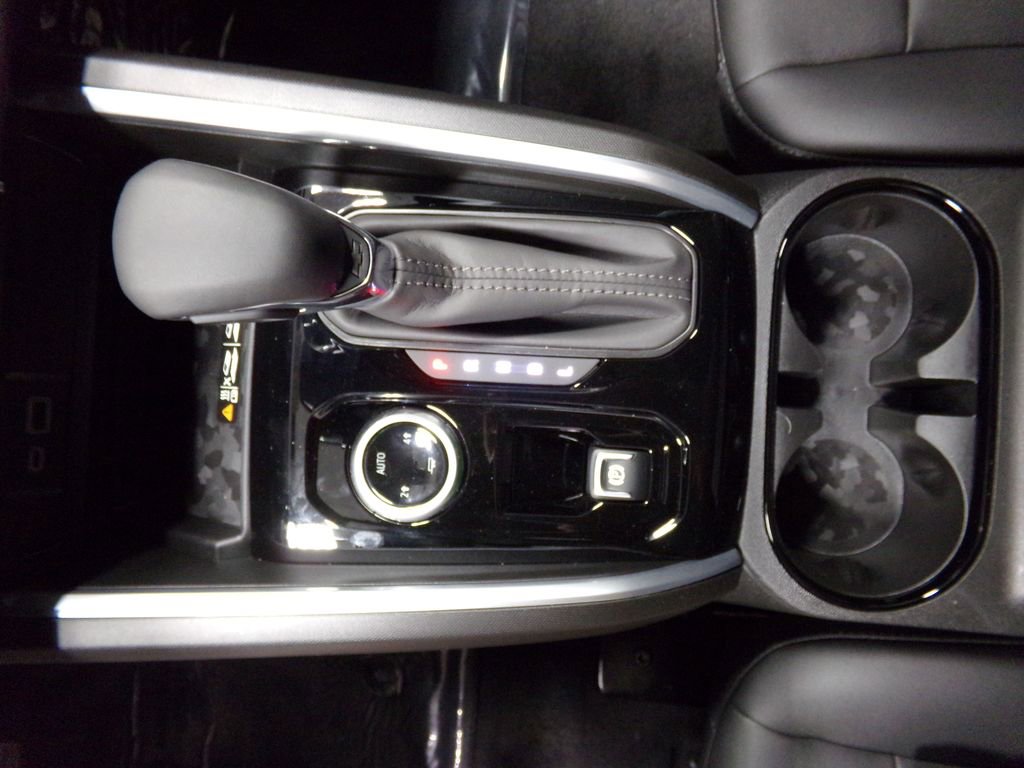 New 2025 Chevrolet Colorado LT w/ LT Convenience Package image 19