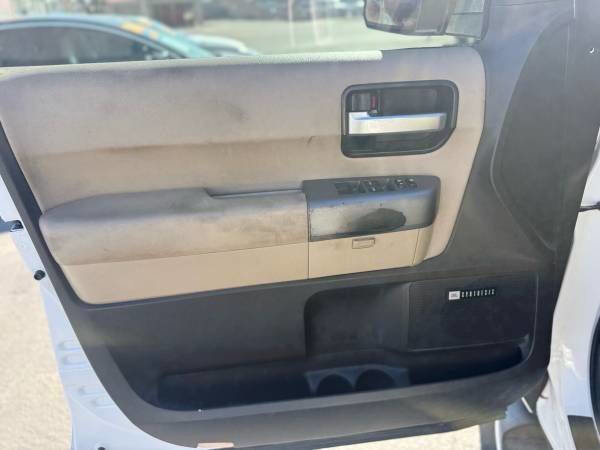 Used 2010 Toyota Sequoia Limited image 9