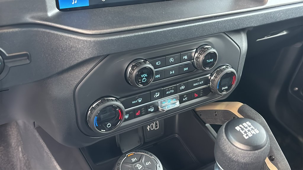 New 2026 Ford Bronco Badlands AWD/4WD image 21