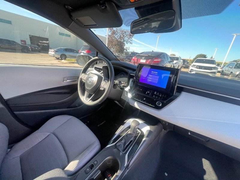 Used 2026 Toyota Corolla SE FWD image 6