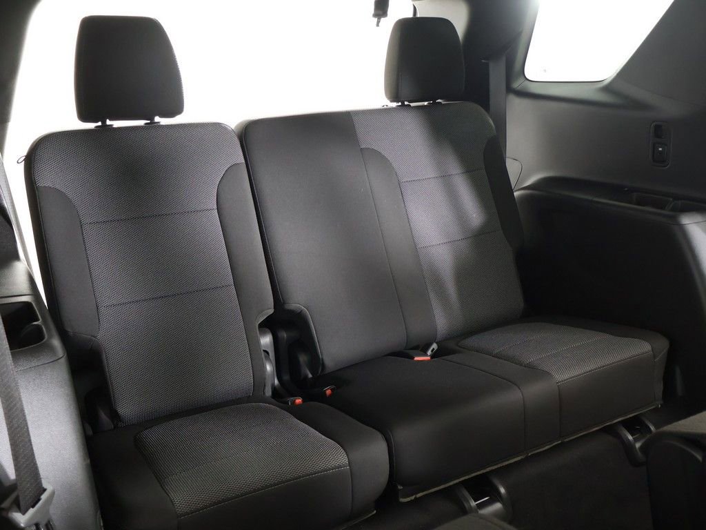 Used 2022 Chevrolet Traverse LT image 39