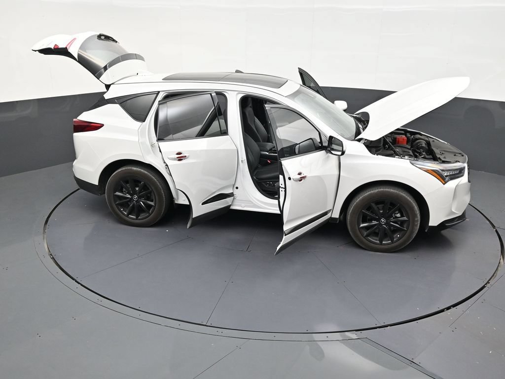 Used 2025 Acura RDX SH-AWD image 32