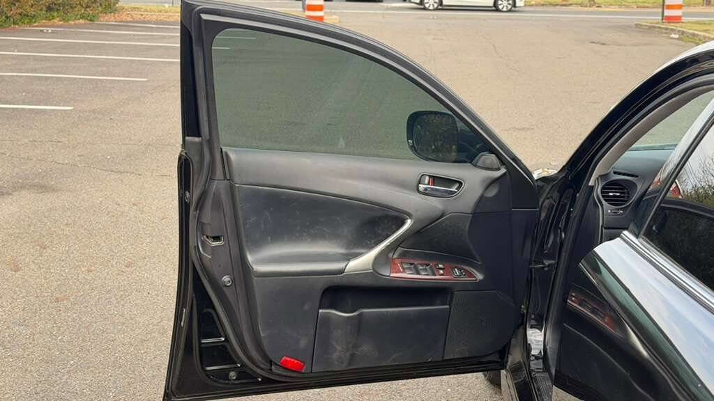 Used 2008 Lexus IS 250 AWD image 22