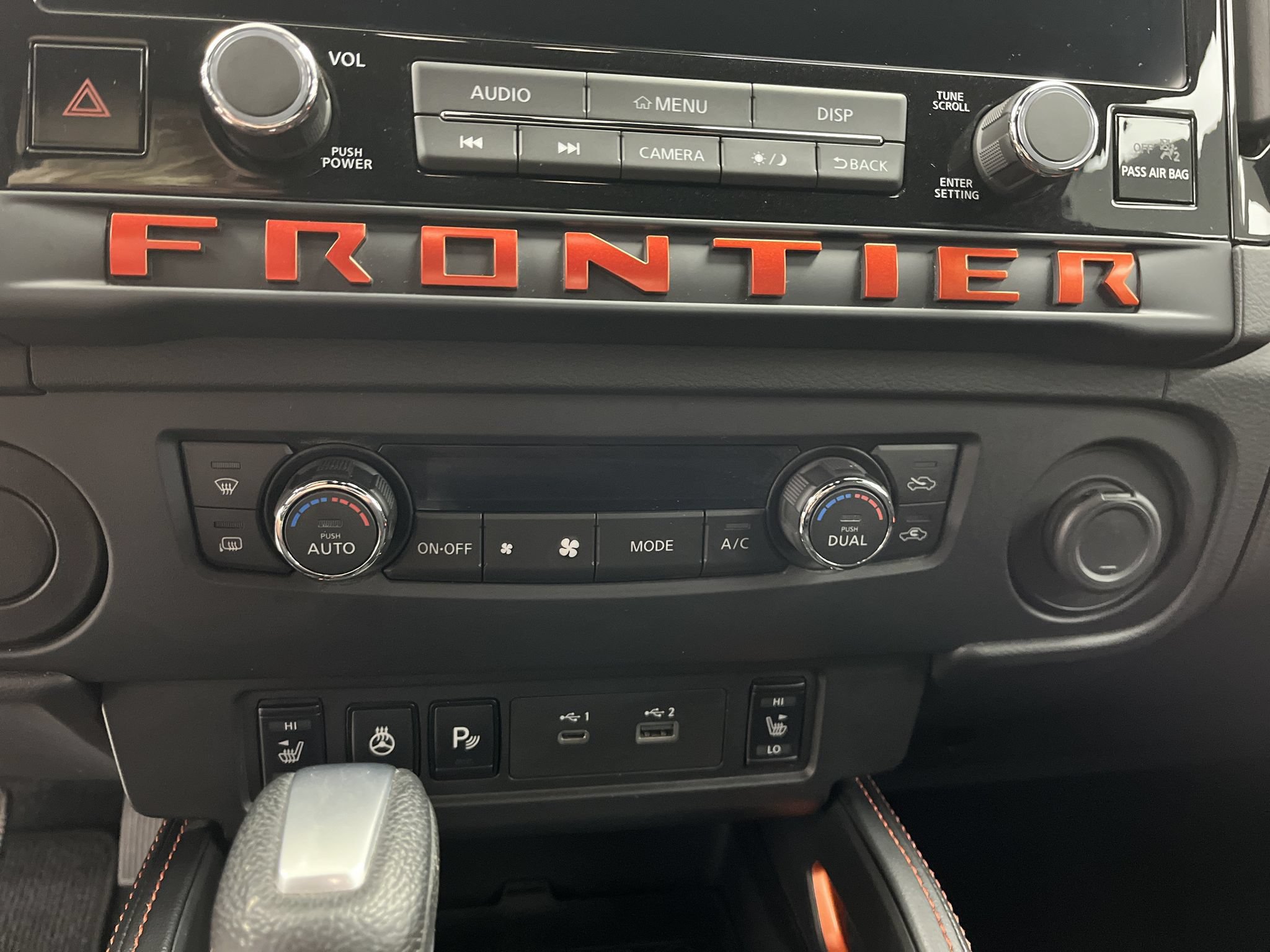 Used 2025 Nissan Frontier Pro-X w/ Pro Convenience Package RWD image 12