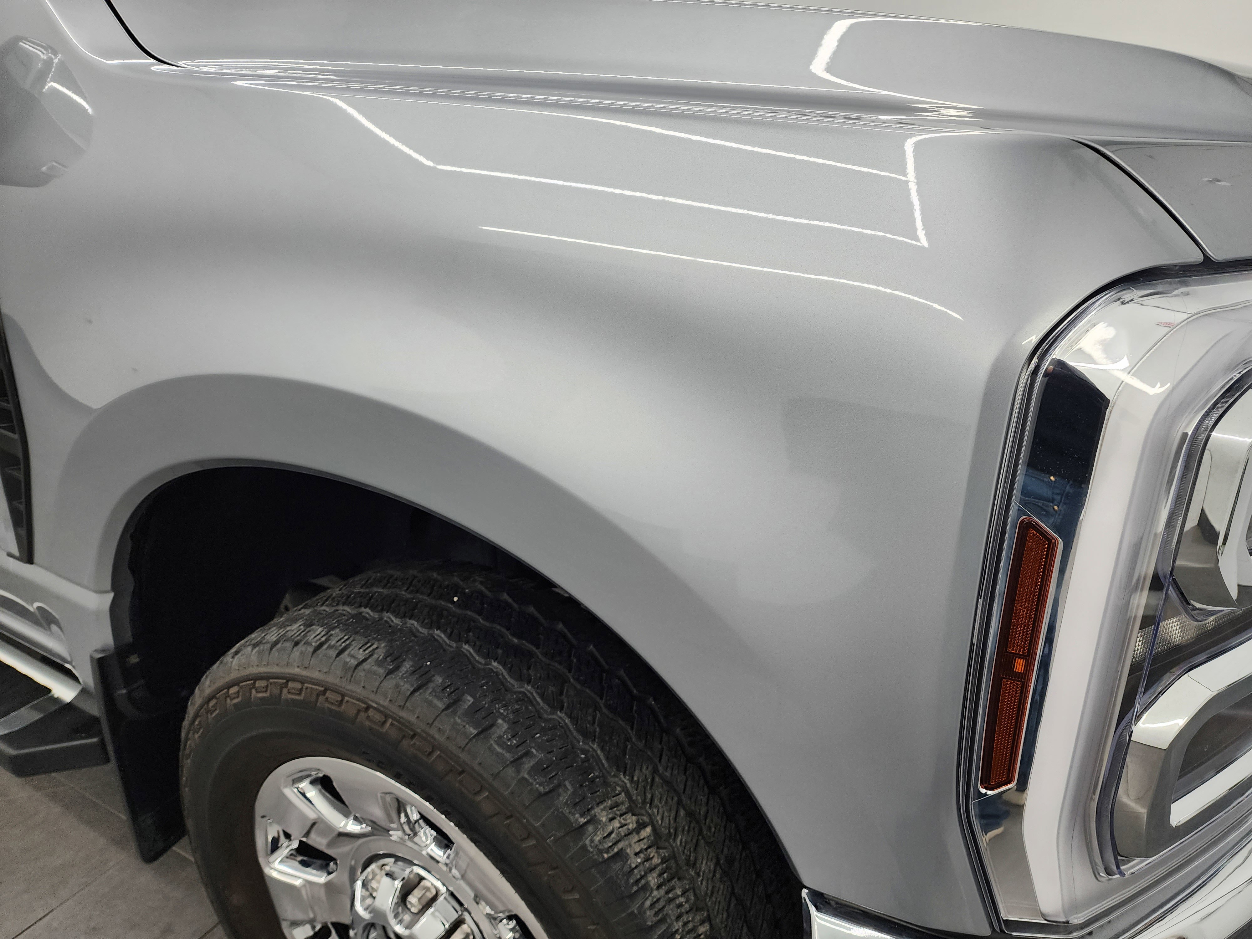 Used 2024 Ford F250 Lariat w/ Chrome Package image 25