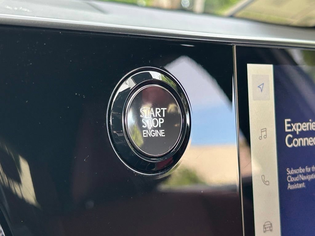 Used 2025 Lexus NX 250 FWD w/ Accessory Package (K3) image 21