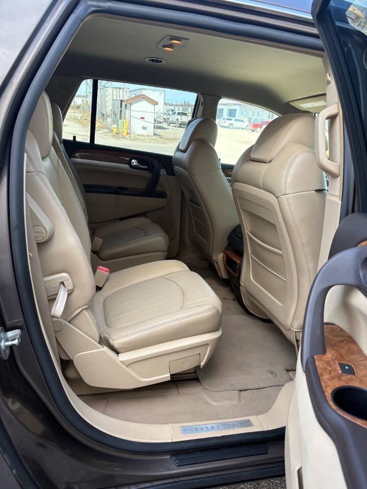 Used 2008 Buick Enclave CXL w/ Entertainment Package #1 FWD image 8