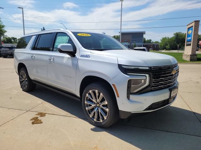 New 2026 Chevrolet Suburban High Country AWD/4WD image 32
