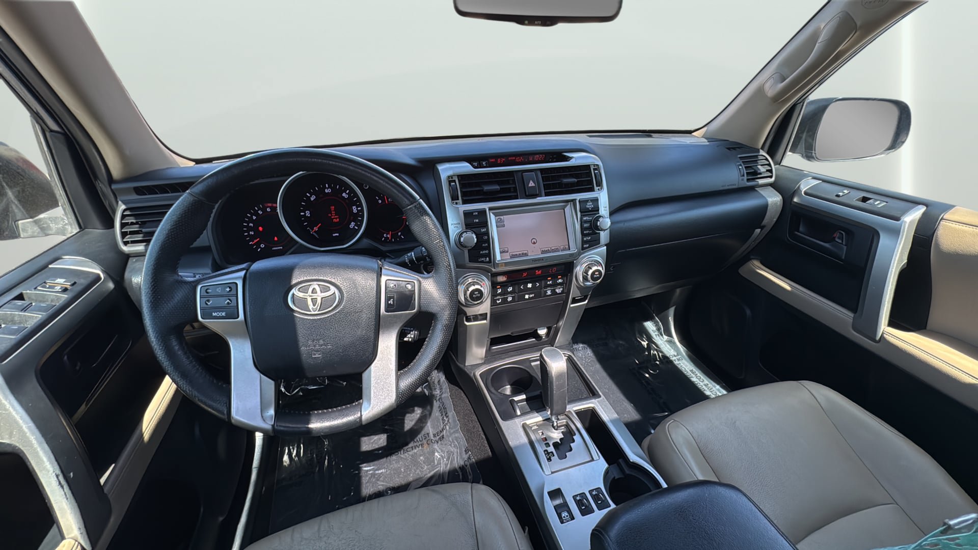 Used 2010 Toyota 4Runner Limited w/ Convenience Pkg RWD image 14
