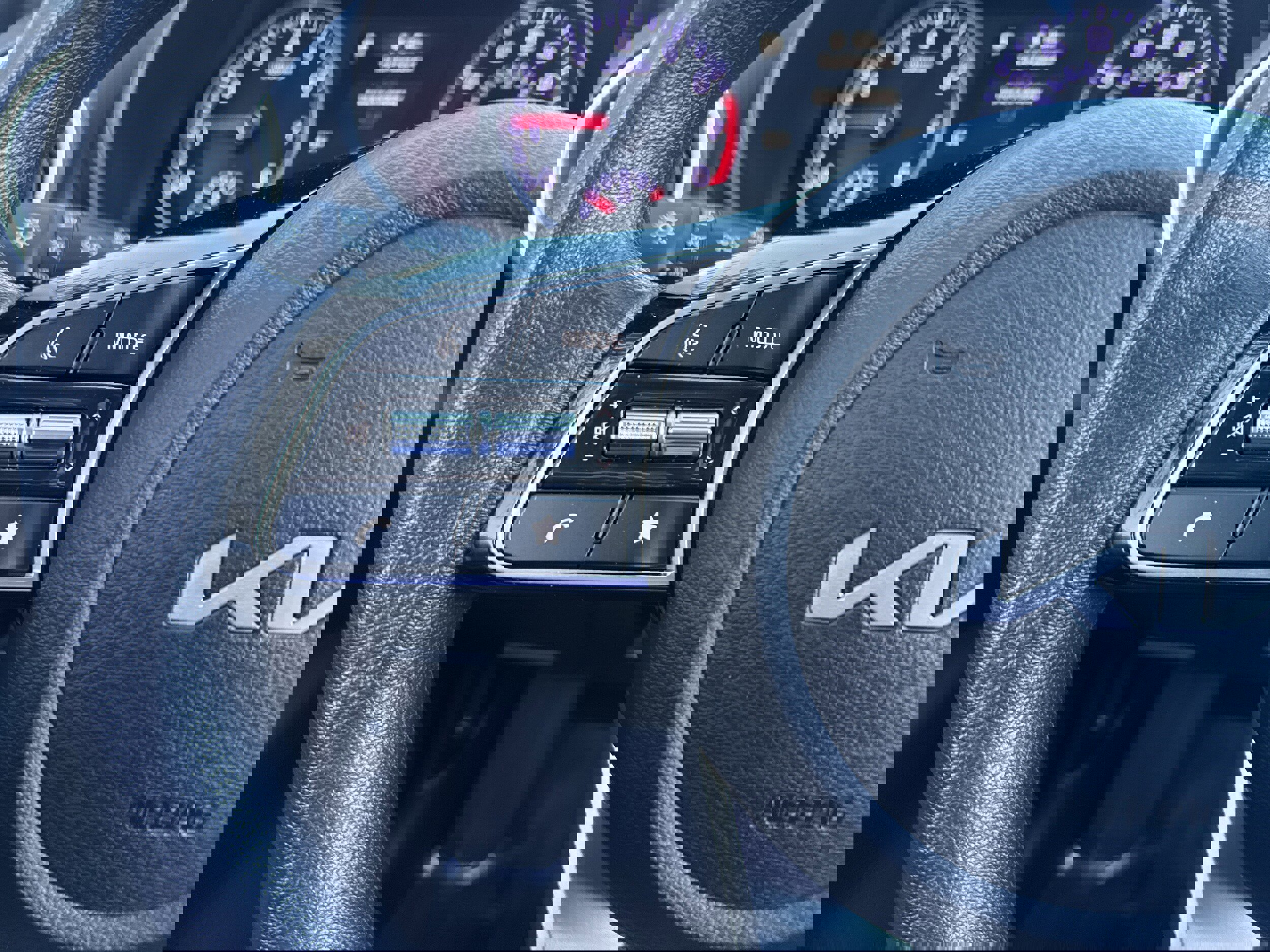 Used 2024 Kia Forte LXS image 17