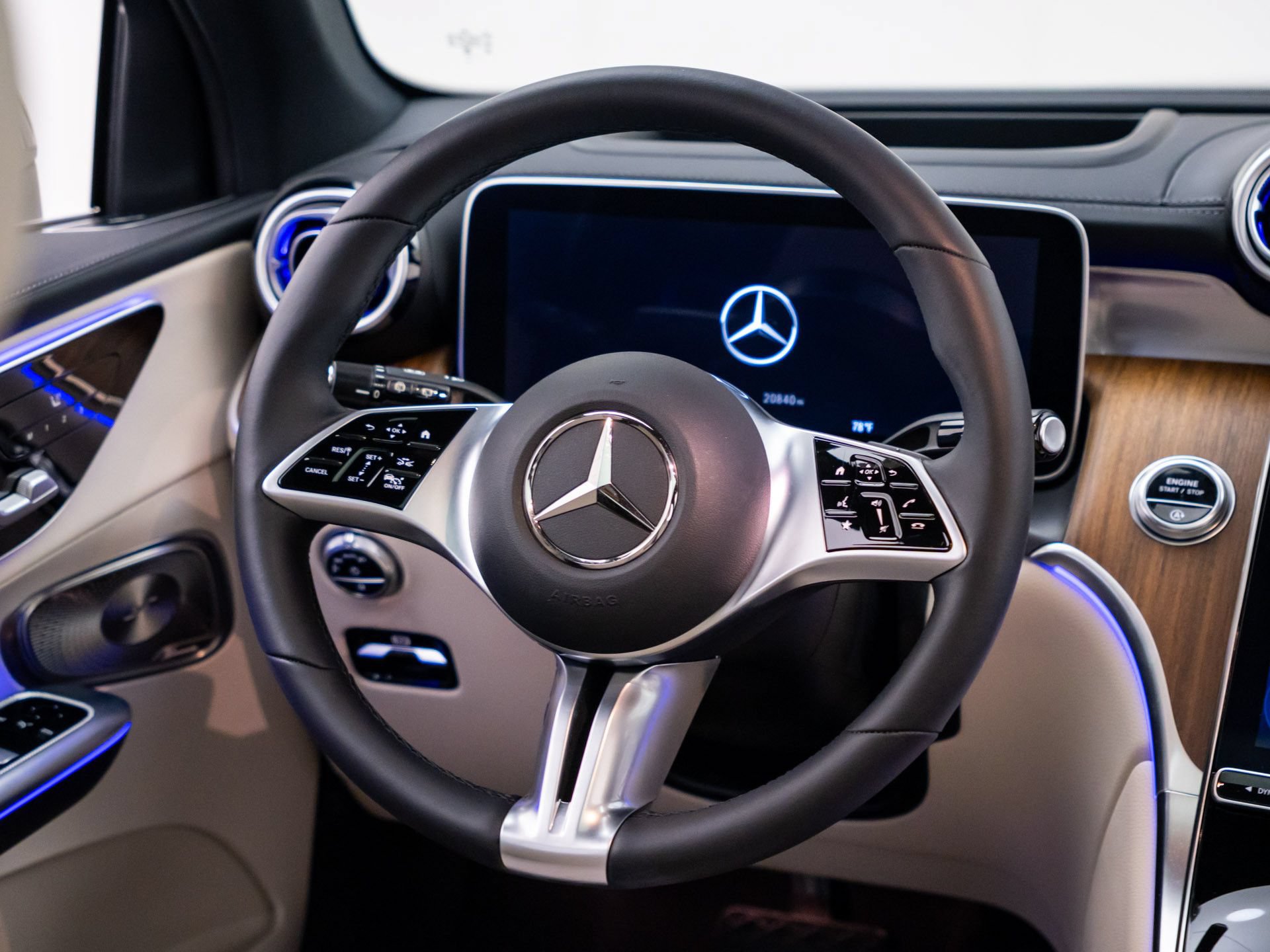 Certified 2023 Mercedes-Benz GLC 300 4MATIC image 11