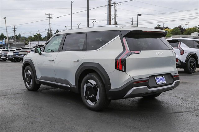 New 2026 Kia EV9 Land image 7