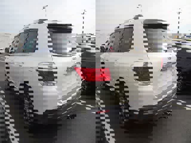 Used 2012 Toyota Highlander Limited w/ Tow Pkg image 8