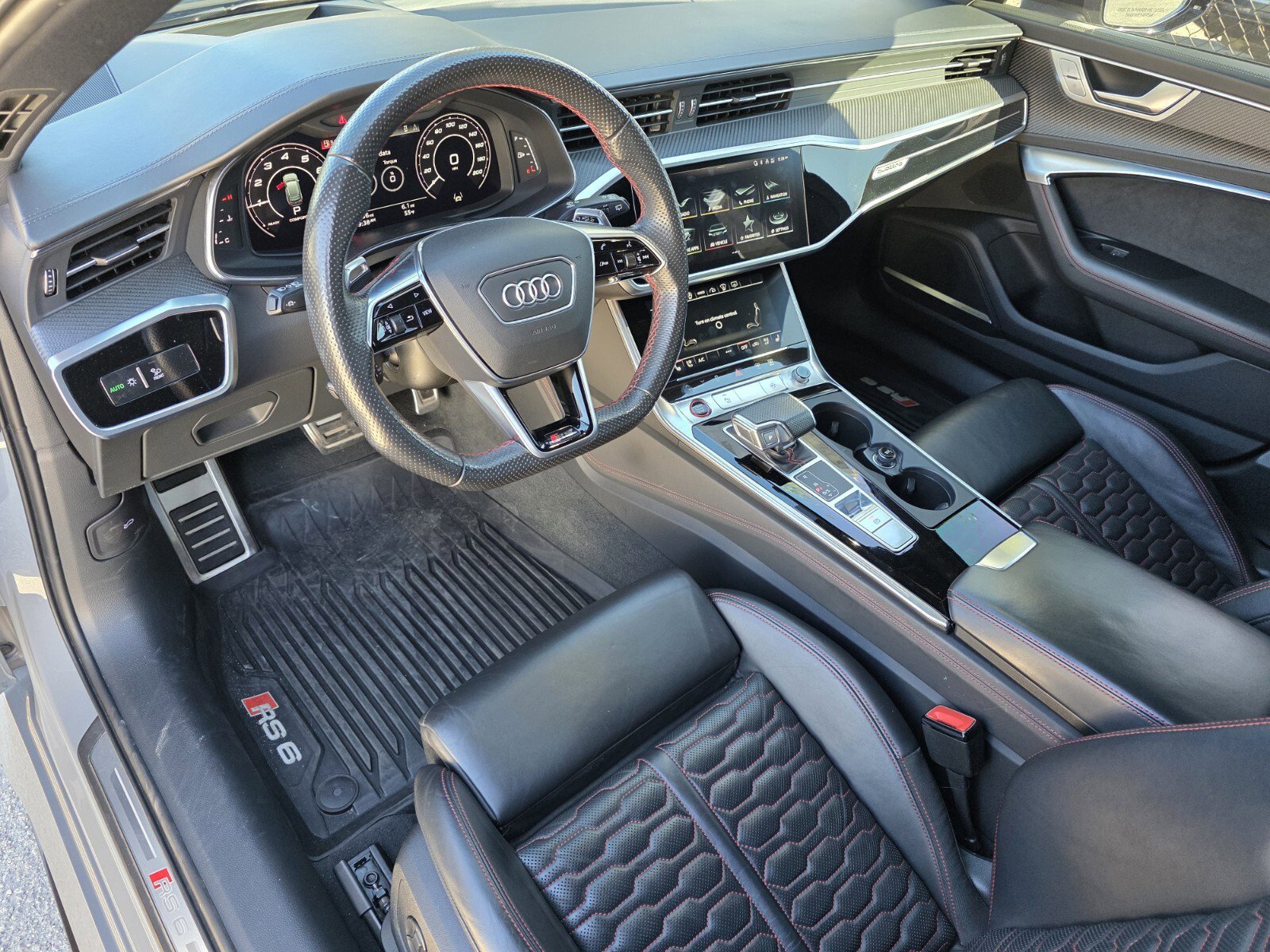 Used 2022 Audi RS 6 image 11