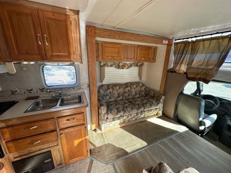 Used 2003 Ford E-450 and Econoline 450 RWD image 21