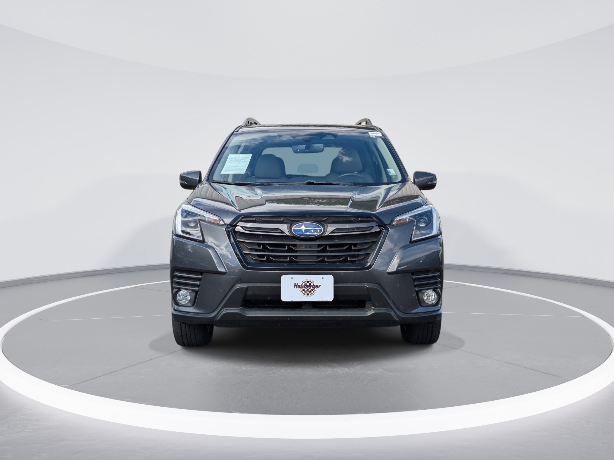 Used 2023 Subaru Forester Limited AWD/4WD image 2
