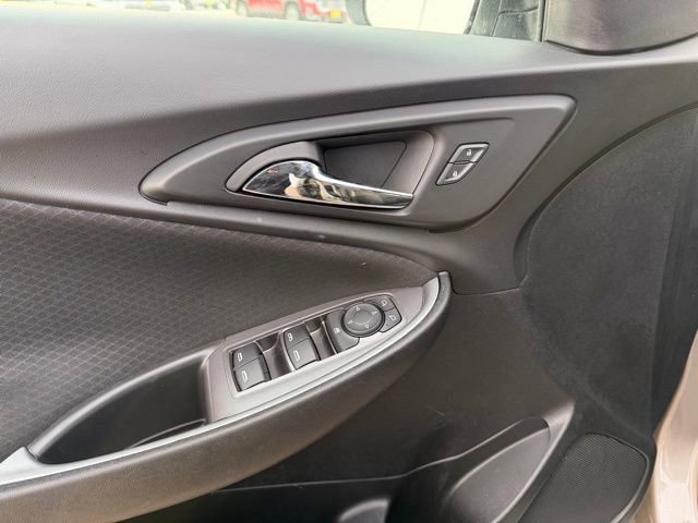 Used 2025 Chevrolet Malibu LT image 17