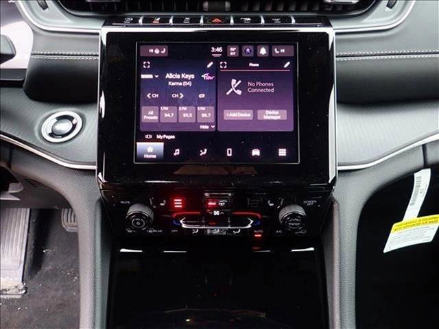 New 2026 Jeep Grand Cherokee Laredo X image 18